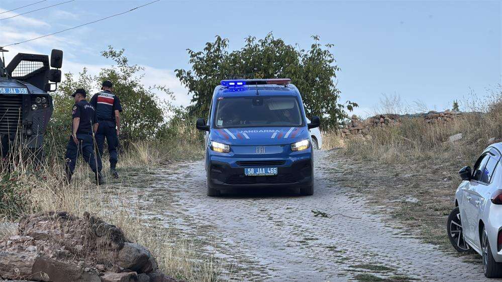 Kayıp 11 aylık Büşra’dan iz yok! Annenin değişen ifadeleri sonrası 10 gözaltı 3